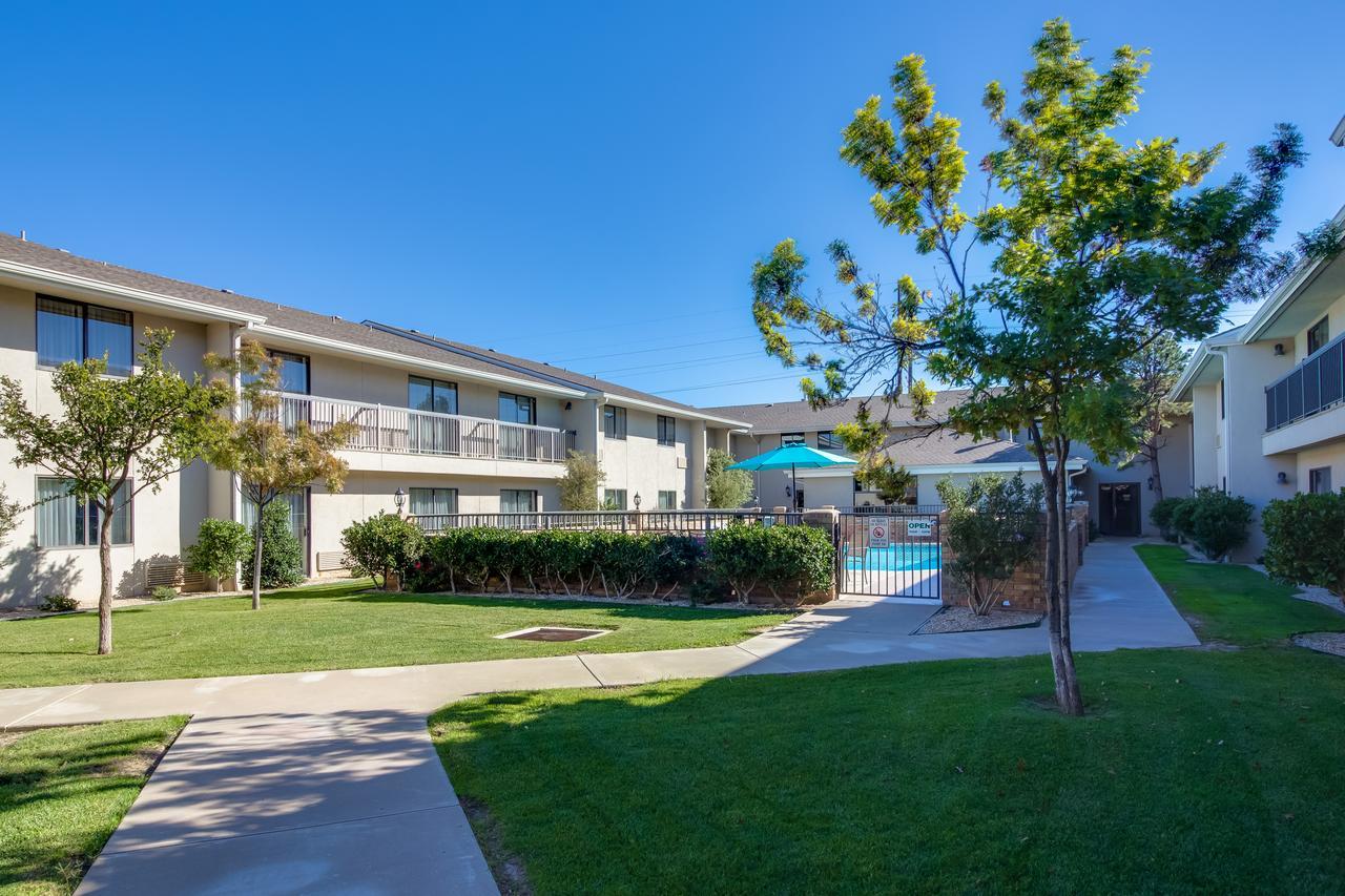 Motel Ashmore And 3*